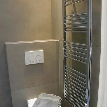 スタジオ デ シャルム ア モンマルトル アパート *