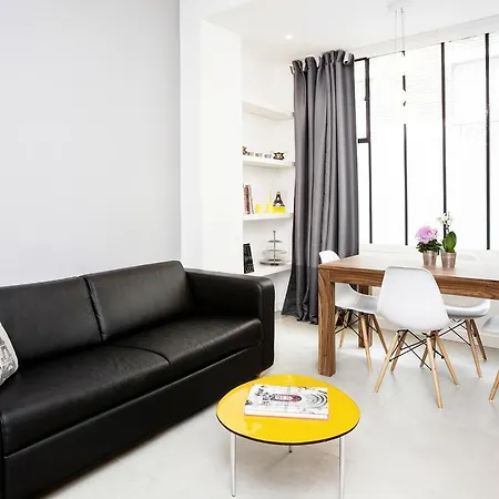 スタジオ デ シャルム ア モンマルトル *