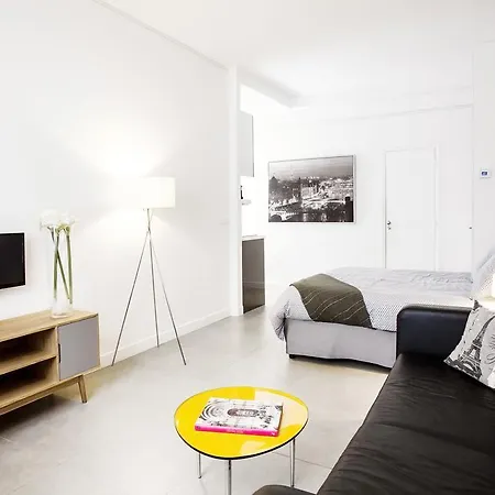 アパート スタジオ デ シャルム ア モンマルトル パリ