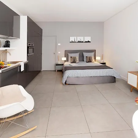 スタジオ デ シャルム ア モンマルトル アパート